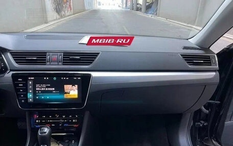 Skoda Superb III рестайлинг, 2023 год, 1 900 000 рублей, 12 фотография