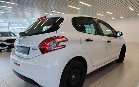 Peugeot 208 II, 2013 год, 545 000 рублей, 2 фотография
