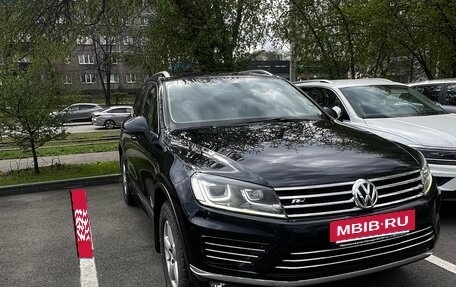Volkswagen Touareg III, 2017 год, 3 300 000 рублей, 4 фотография