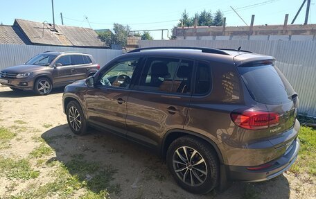 Volkswagen Tiguan I, 2016 год, 1 950 000 рублей, 3 фотография