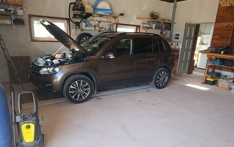 Volkswagen Tiguan I, 2016 год, 1 950 000 рублей, 4 фотография