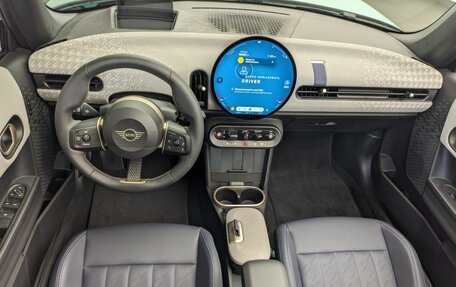 MINI Cabrio, 2024 год, 5 990 000 рублей, 13 фотография