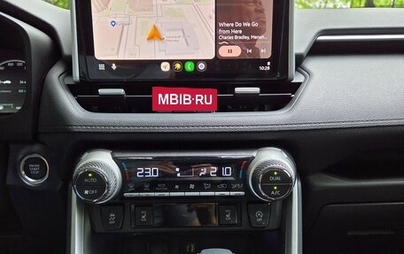 Toyota RAV4, 2025 год, 4 700 000 рублей, 6 фотография