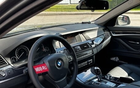 BMW 5 серия, 2015 год, 1 590 000 рублей, 7 фотография