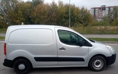 Peugeot Partner II рестайлинг 2, 2010 год, 500 000 рублей, 2 фотография
