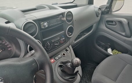 Peugeot Partner II рестайлинг 2, 2010 год, 500 000 рублей, 5 фотография