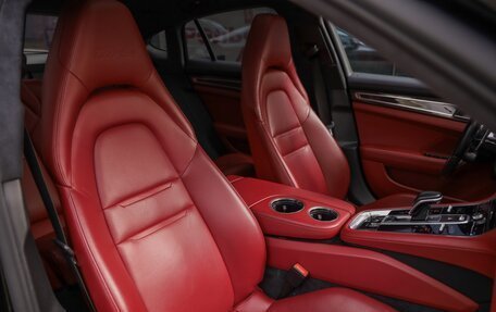 Porsche Panamera II рестайлинг, 2017 год, 8 900 000 рублей, 28 фотография