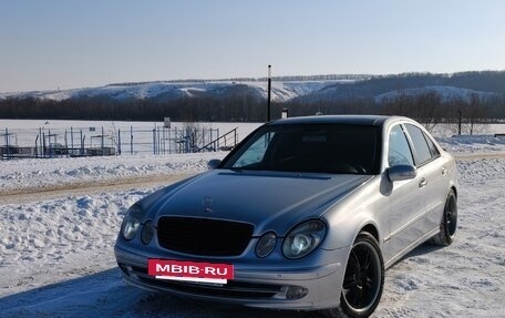 Mercedes-Benz E-Класс, 2002 год, 750 000 рублей, 4 фотография