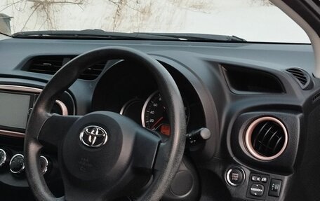 Toyota Vitz, 2012 год, 795 000 рублей, 10 фотография
