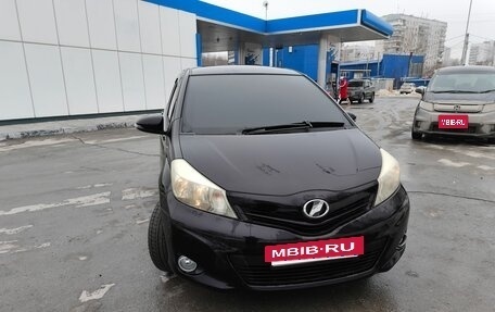 Toyota Vitz, 2012 год, 795 000 рублей, 6 фотография