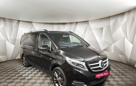 Mercedes-Benz V-Класс, 2017 год, 5 500 000 рублей, 3 фотография