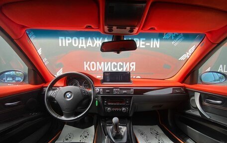 BMW 3 серия, 2006 год, 690 000 рублей, 12 фотография