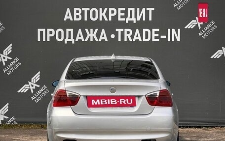 BMW 3 серия, 2006 год, 690 000 рублей, 6 фотография