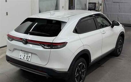 Honda Vezel, 2022 год, 2 035 600 рублей, 4 фотография