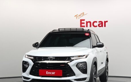 Chevrolet TrailBlazer, 2022 год, 1 673 000 рублей, 2 фотография
