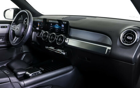 Mercedes-Benz GLB, 2021 год, 3 390 000 рублей, 10 фотография