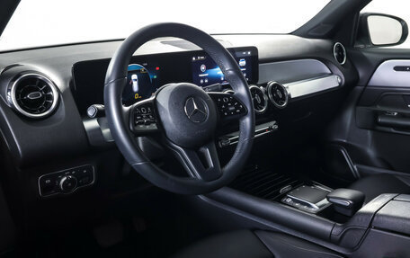 Mercedes-Benz GLB, 2021 год, 3 390 000 рублей, 14 фотография
