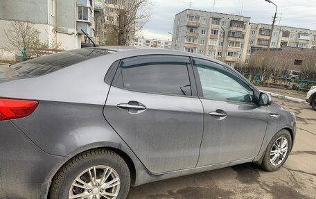 KIA Rio III рестайлинг, 2012 год, 800 000 рублей, 4 фотография