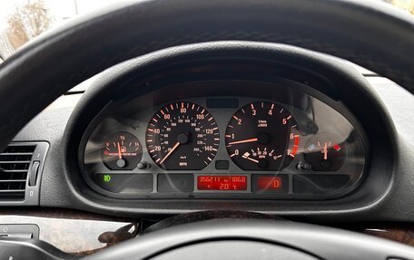 BMW 3 серия, 2003 год, 750 000 рублей, 2 фотография