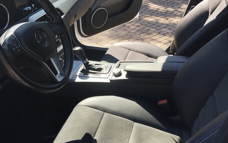 Mercedes-Benz C-Класс, 2013 год, 2 000 000 рублей, 10 фотография