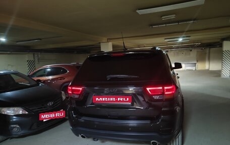 Jeep Grand Cherokee, 2010 год, 1 650 000 рублей, 8 фотография