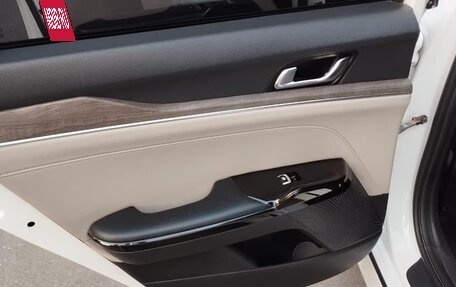 KIA K5, 2021 год, 1 599 000 рублей, 14 фотография