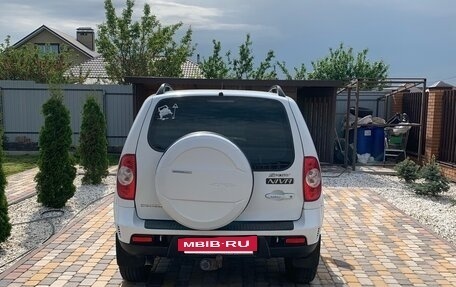 Chevrolet Niva I рестайлинг, 2015 год, 695 000 рублей, 8 фотография