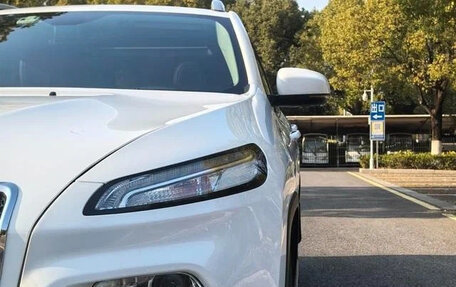 Jeep Cherokee, 2021 год, 1 600 000 рублей, 8 фотография