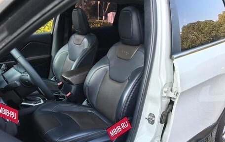 Jeep Cherokee, 2021 год, 1 600 000 рублей, 23 фотография