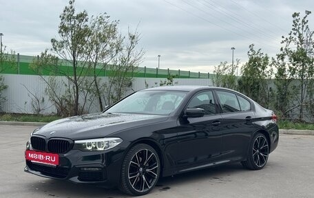 BMW 5 серия, 2019 год, 3 000 000 рублей, 2 фотография