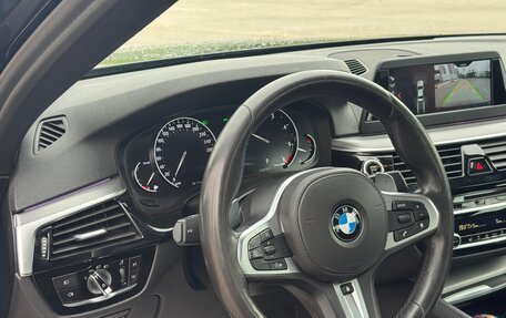 BMW 5 серия, 2019 год, 3 000 000 рублей, 16 фотография