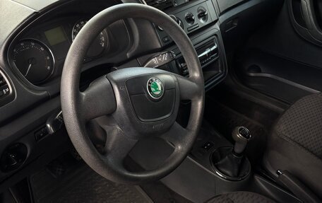 Skoda Fabia II, 2011 год, 430 000 рублей, 4 фотография
