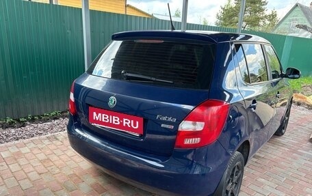 Skoda Fabia II, 2011 год, 430 000 рублей, 7 фотография