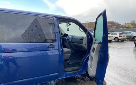 Volkswagen Caravelle T5, 2012 год, 1 950 000 рублей, 10 фотография