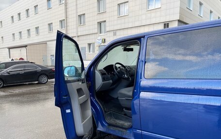 Volkswagen Caravelle T5, 2012 год, 1 950 000 рублей, 12 фотография