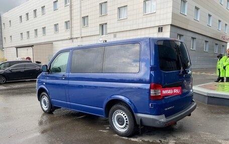 Volkswagen Caravelle T5, 2012 год, 1 950 000 рублей, 13 фотография