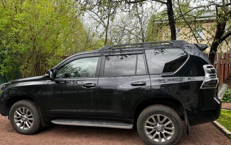 Toyota Land Cruiser Prado 150 рестайлинг 2, 2016 год, 3 800 000 рублей, 3 фотография