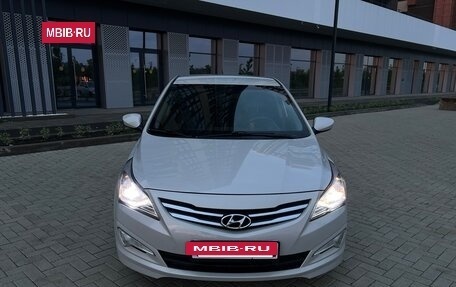 Hyundai Solaris II рестайлинг, 2016 год, 1 040 000 рублей, 5 фотография