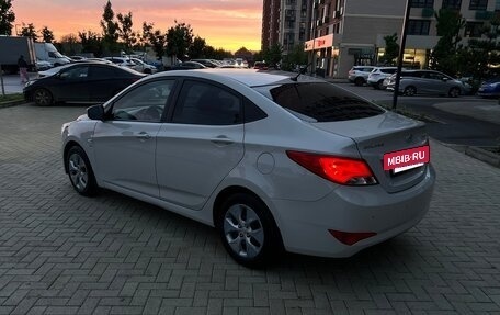 Hyundai Solaris II рестайлинг, 2016 год, 1 040 000 рублей, 3 фотография