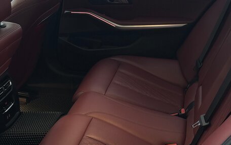 BMW 3 серия, 2024 год, 4 300 000 рублей, 32 фотография