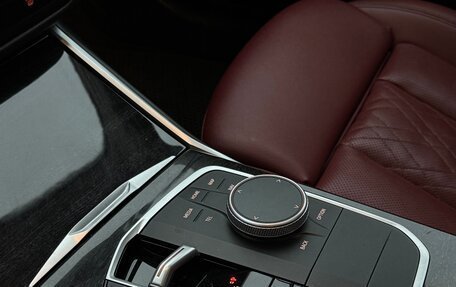 BMW 3 серия, 2024 год, 4 300 000 рублей, 38 фотография