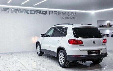 Volkswagen Tiguan II, 2016 год, 2 000 000 рублей, 25 фотография