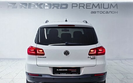 Volkswagen Tiguan II, 2016 год, 2 000 000 рублей, 24 фотография