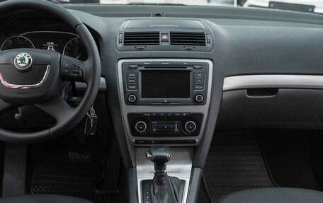 Skoda Octavia, 2011 год, 855 000 рублей, 10 фотография