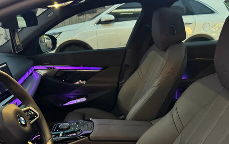 BMW 5 серия, 2023 год, 5 530 000 рублей, 10 фотография