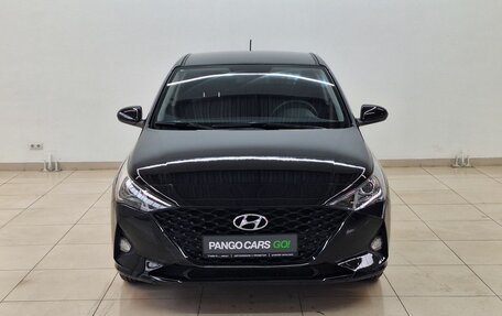 Hyundai Solaris II рестайлинг, 2022 год, 1 570 000 рублей, 2 фотография