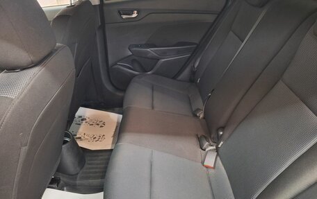 Hyundai Solaris II рестайлинг, 2022 год, 1 570 000 рублей, 13 фотография