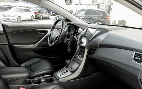 Hyundai Avante, 2012 год, 895 000 рублей, 13 фотография