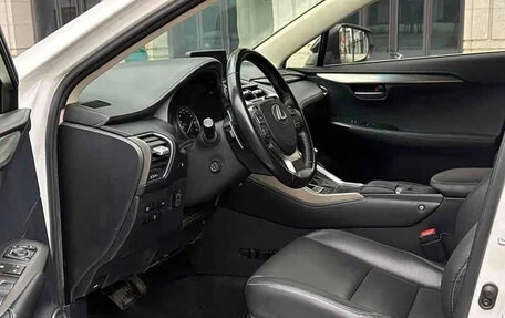 Lexus NX I, 2021 год, 2 800 000 рублей, 6 фотография
