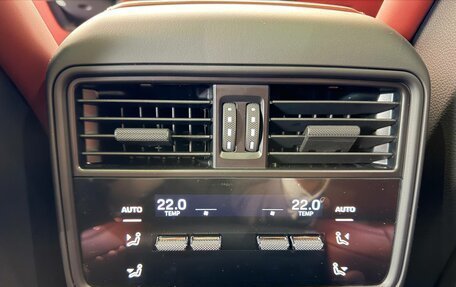 Porsche Cayenne III, 2026 год, 18 790 000 рублей, 19 фотография